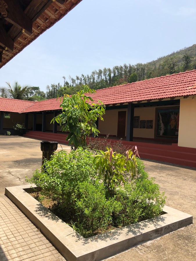 Lakshmana Teertha - Photo 3