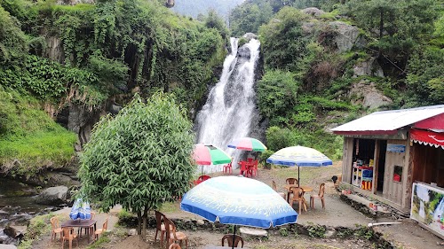 Lapass Waterfall - Photo 3