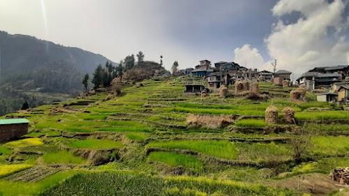 Lapass Waterfall - Photo 4