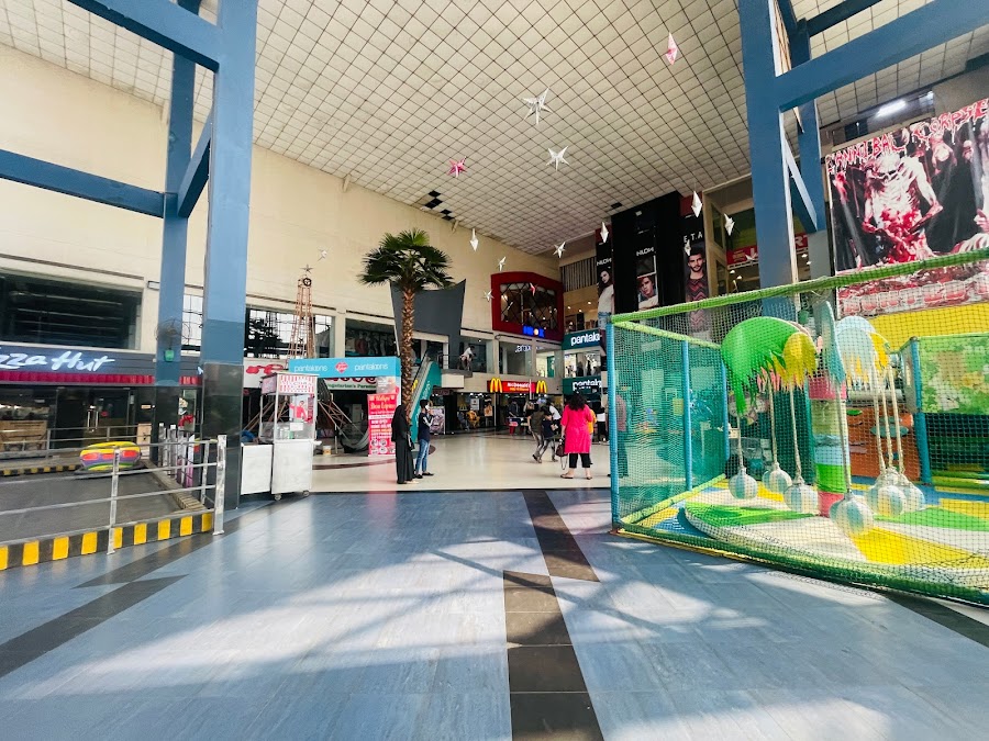 PVR Cinemas - Photo 2