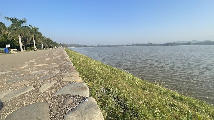 Sukhna Lake - Photo 4