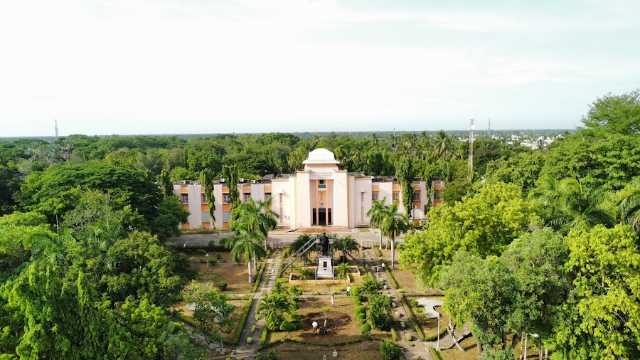 Annamalai University - Photo 4