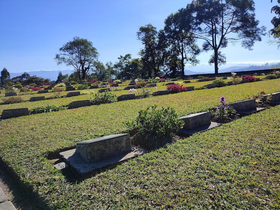 Kohima War Cemetery - Photo 3
