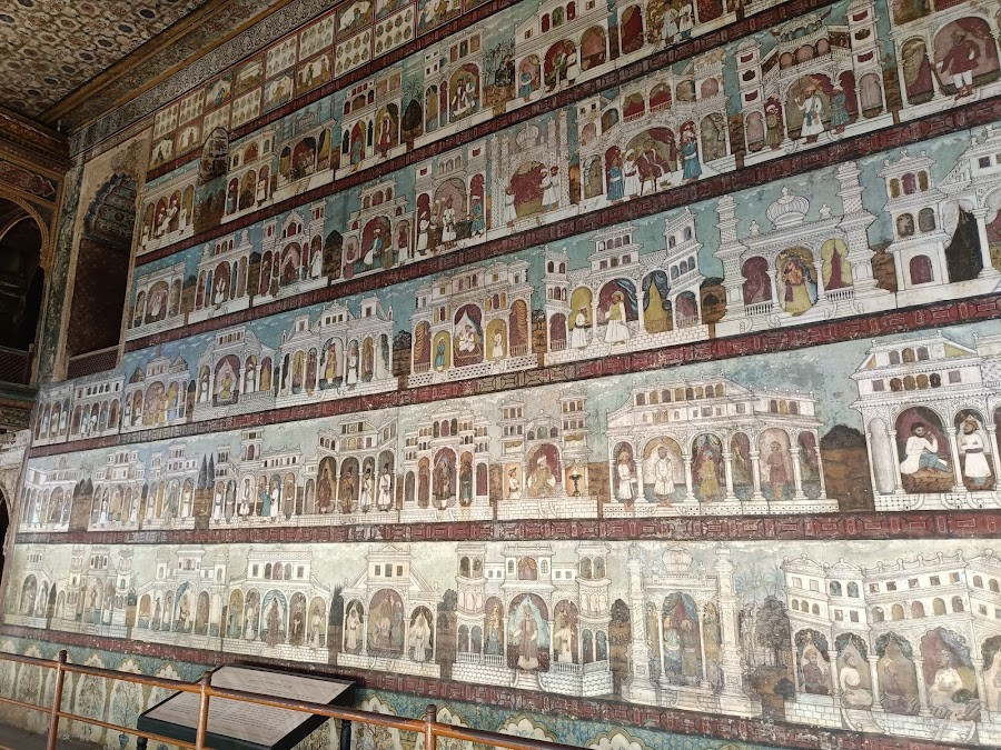 Tipu Sultan's Summer Palace (Daria Daulat Bagh) - Photo 4
