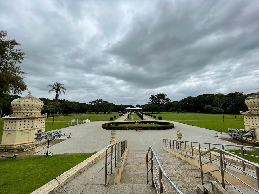 Tipu Sultan's Summer Palace (Daria Daulat Bagh) - Photo 2