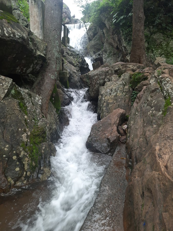 Rana Jilleda Water Falls - Photo 4