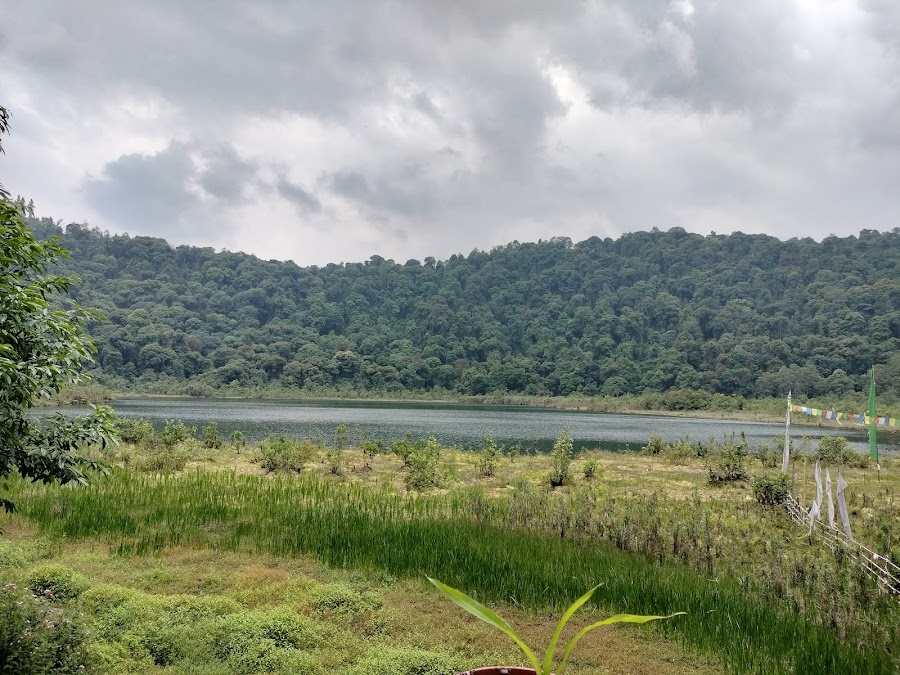 Khecheopalri Lake - Photo 2