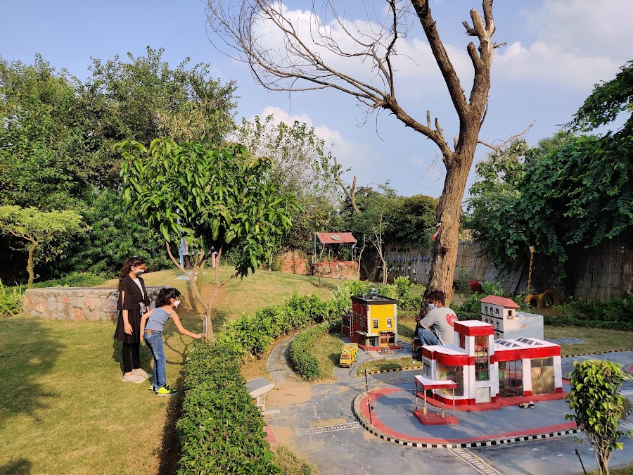NeverEnuf Garden Railway - Photo 4