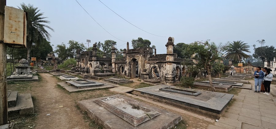 Jafarganj Cemetery - Photo 5