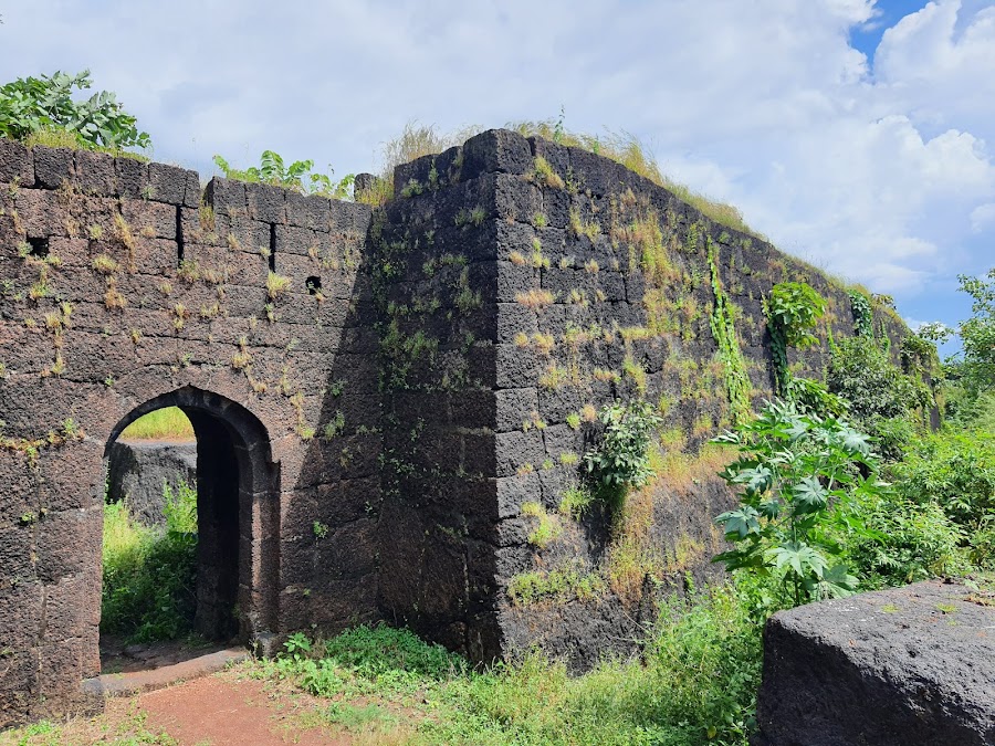 Jaigad Fort - Photo 2