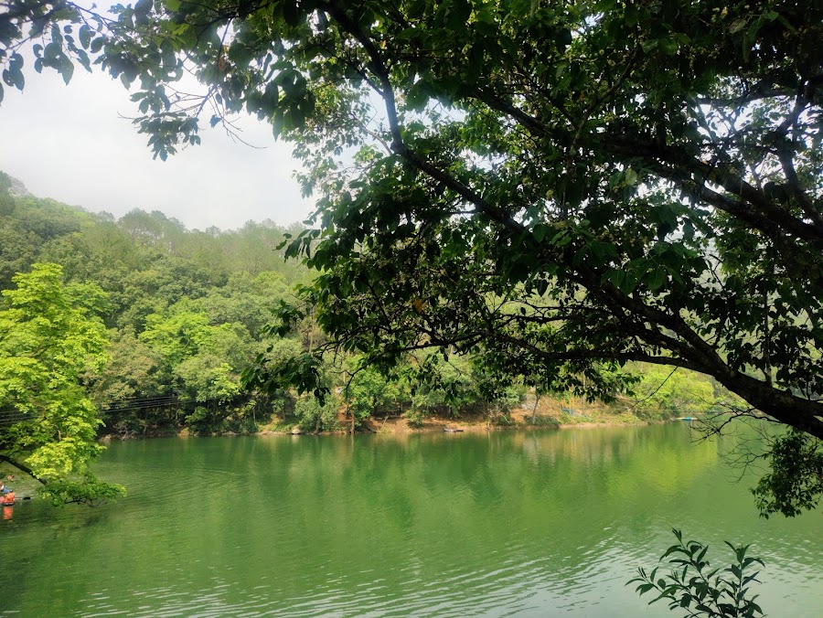 Sattal Lake - Photo 2