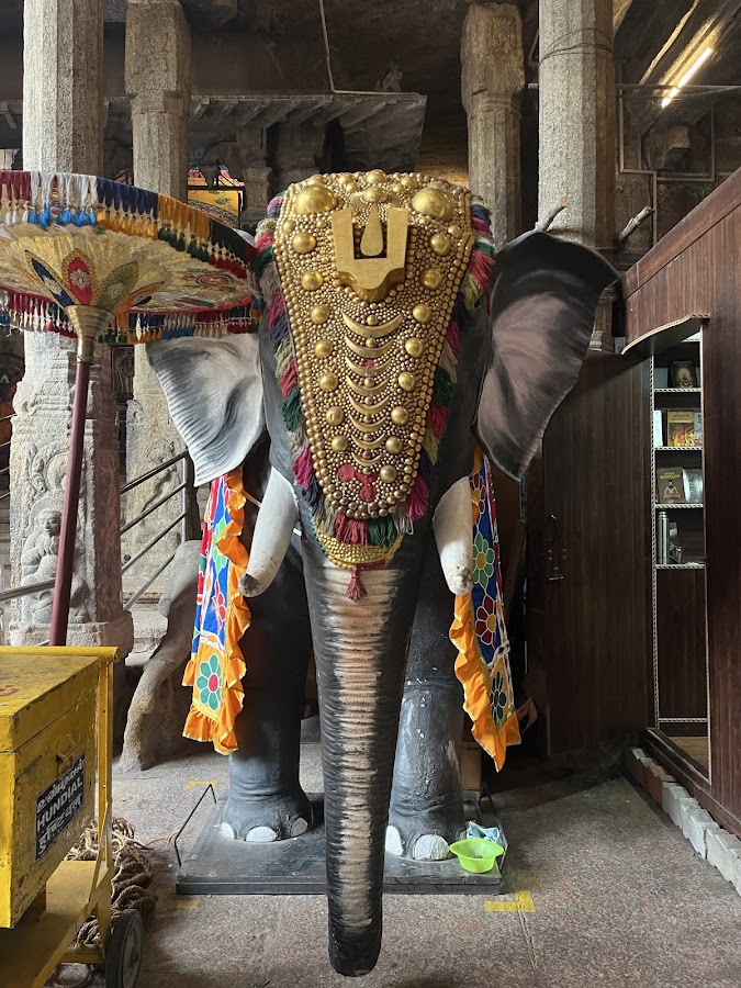 Koodal Azhagar Temple - Photo 4