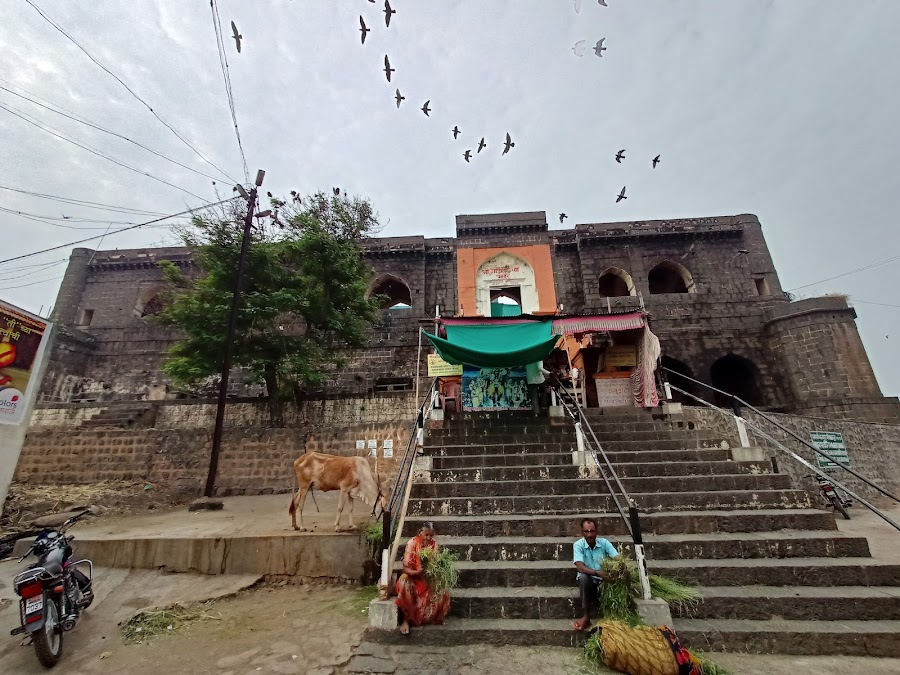 Shri Gopal Krishna Temple - Photo 4