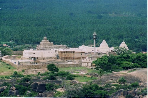 Shravanabelagola - Photo 4