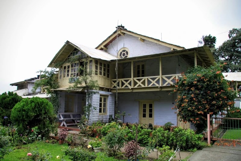 Mayawati Ashram - Photo 3