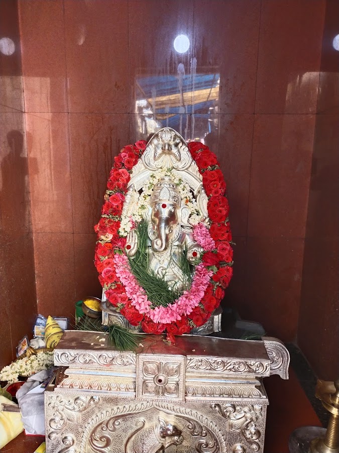 Nimishamba Temple - Photo 2