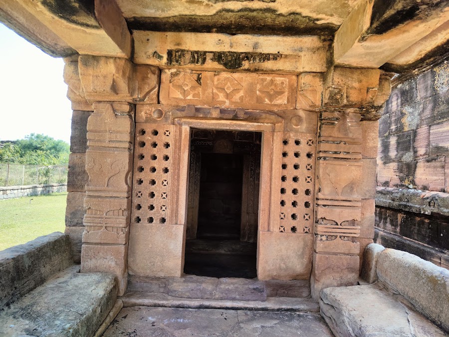 Hucchimalli Temple - Photo 4