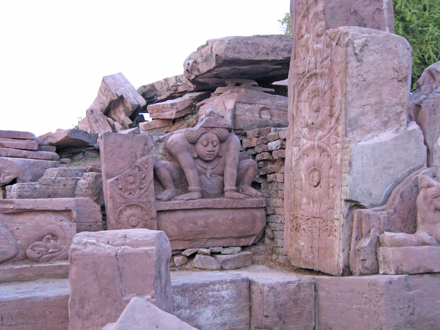Deorani Jethani Temple - Photo 3