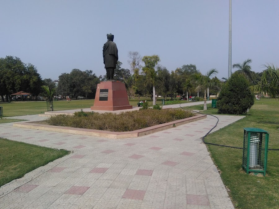 Town Park - Photo 3