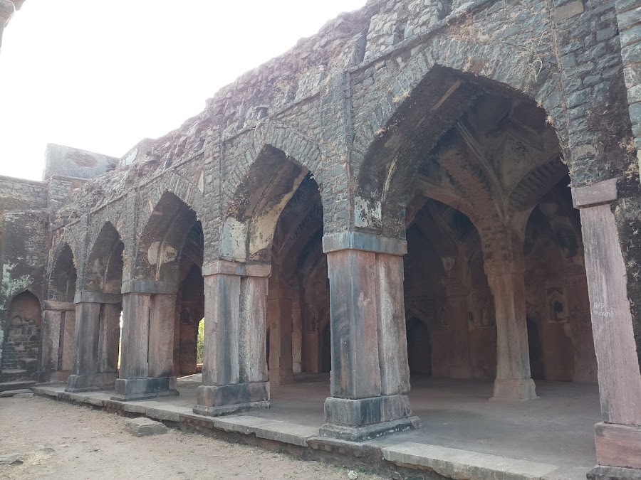Nilkanth Palace - Photo 2