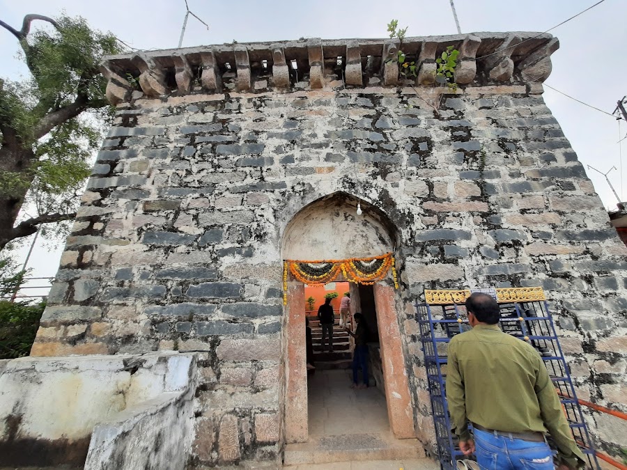 Killa Ramalayam - Photo 8