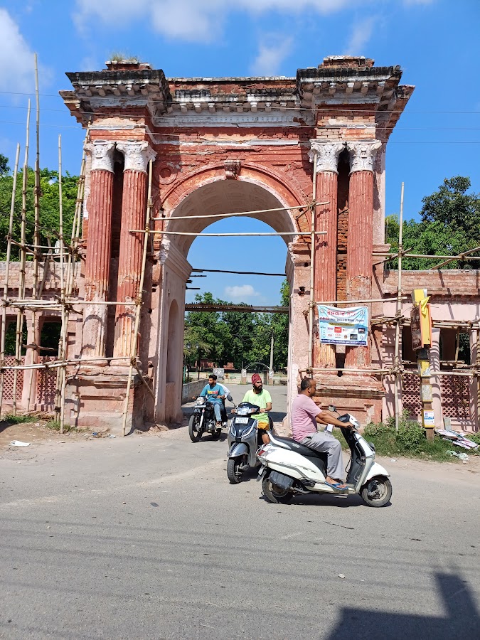 Shalimar Garden - Photo 4