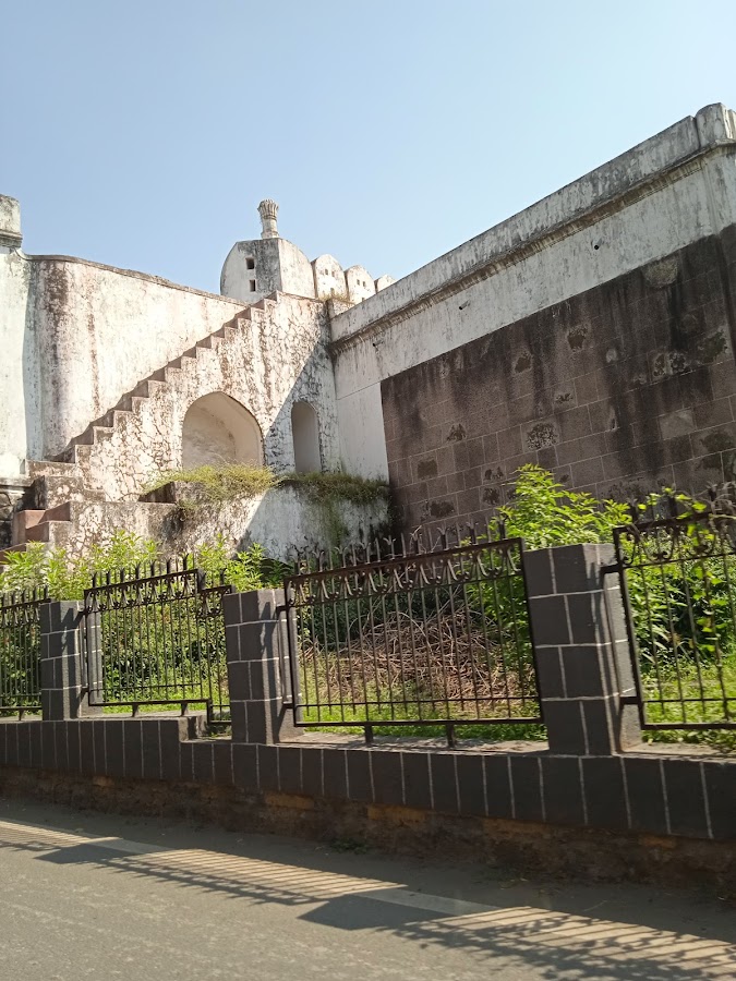 Bhadkal Gate - Photo 3