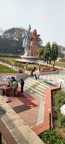 Gurugram - Photo 4