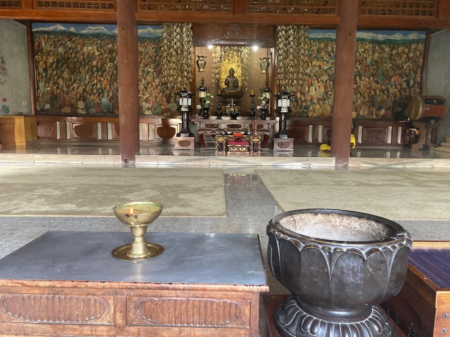 Japanese Temple - Photo 2