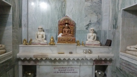 Ayodhya Shwetambar Jain Temple - Photo 3