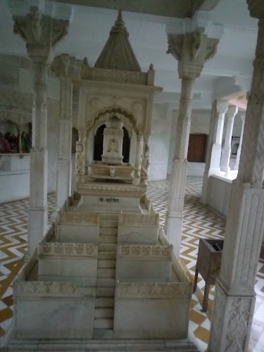 Ayodhya Shwetambar Jain Temple - Photo 4