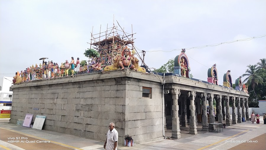Pariyur Amman Temple - Photo 2