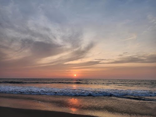 Andhakaranazhi Beach - Photo 4