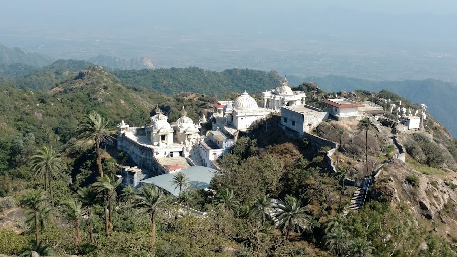 Achalgarh Fort - Photo 4