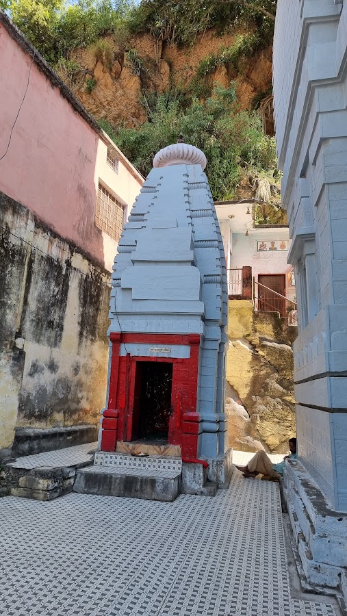 Raghunathji Temple - Photo 3