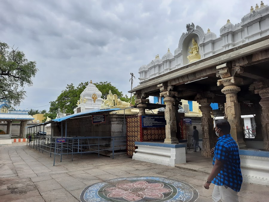 Sri Venkateswara Swamy Temple, Devuni Kadapa - Photo 2