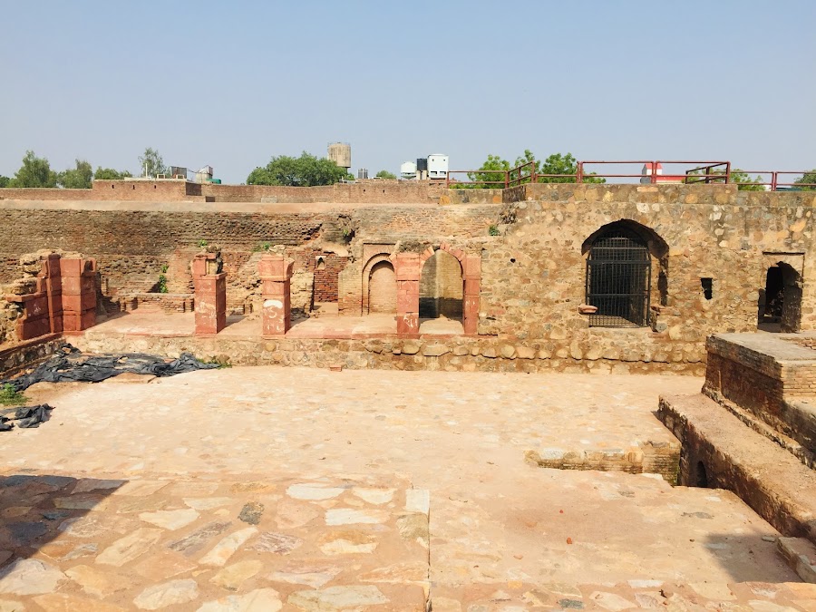 Firoz Shah Palace - Photo 2