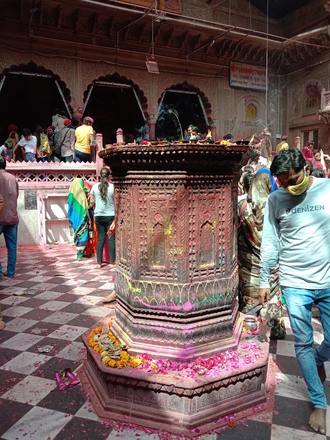 Shri Radhaballabh Temple - Photo 3