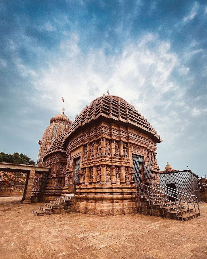 Maa Tara Tarini Temple - Photo 2
