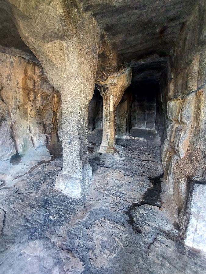 Panchapandava Cave - Photo 2