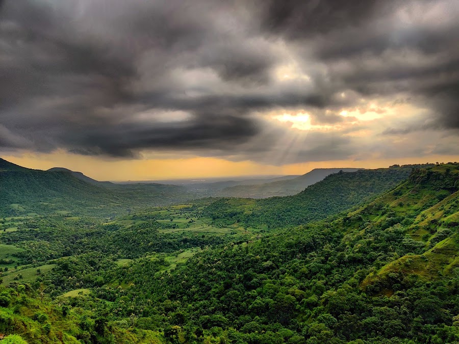 Sunset Point - Photo 2