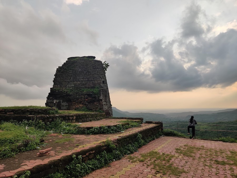 Sunset Point - Photo 4