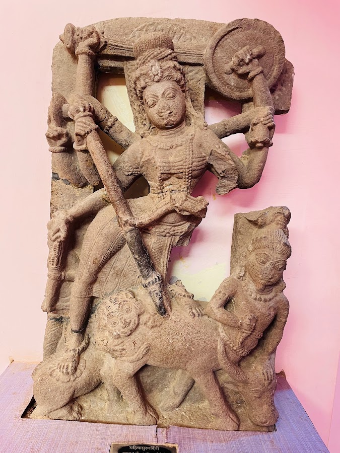 Lakshmana Temple - Photo 3