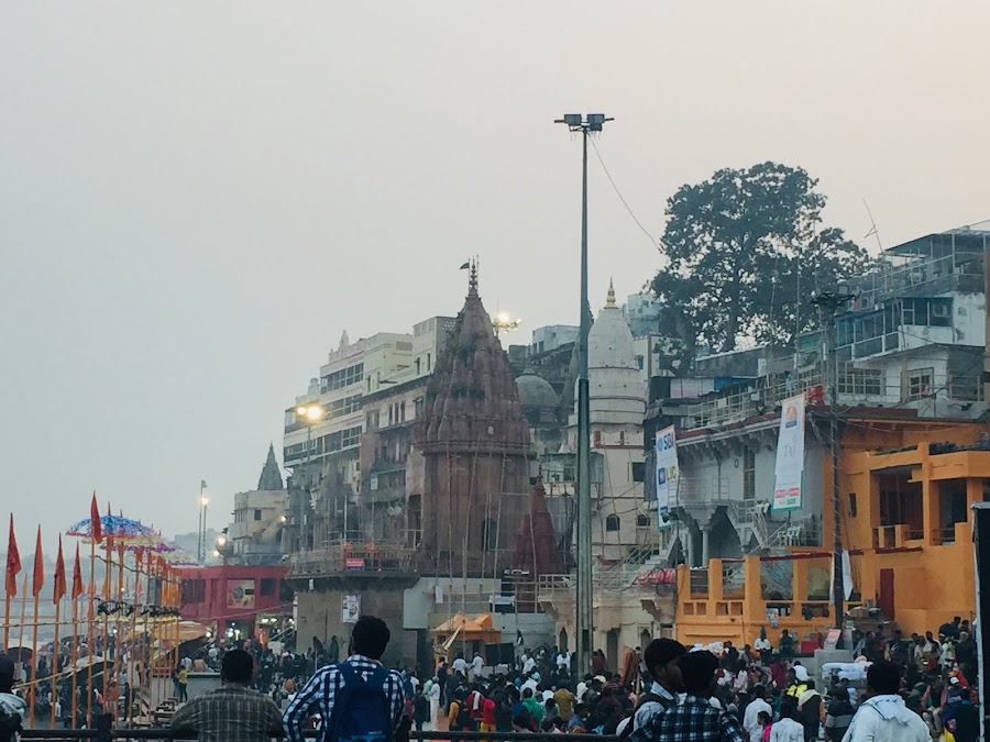 Dashashwamedh Ghat - Photo 2