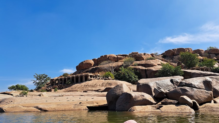 Tungabhadra River - Coracle Ride - Photo 2