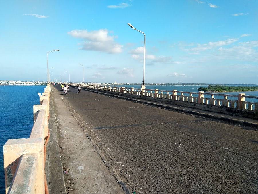 Godavari Bridge - Photo 4