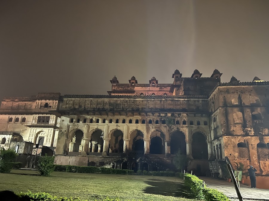 Raja Mahal