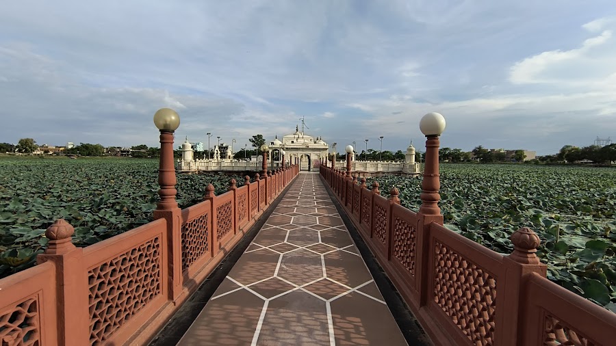 Gaon Mandir - Photo 3