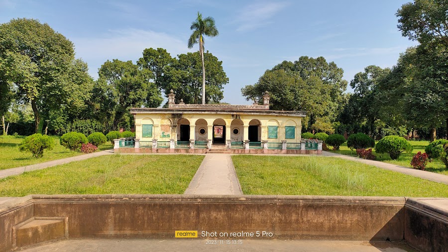 Khosh Bagh - Photo 2