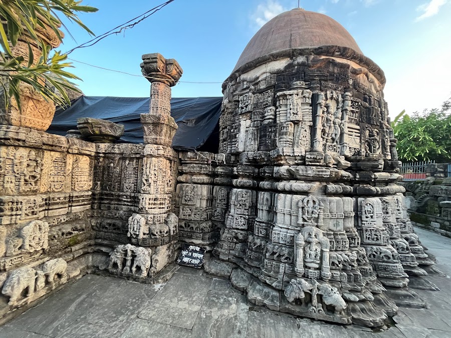 Baleshwar Temple - Photo 5